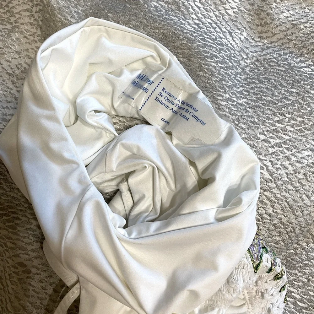 Becca swimsuit (NWOT) - Picture 3 of 5